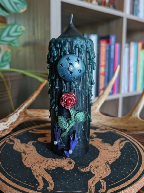 Image of Divination Pillar