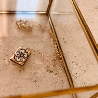 Image 4 of Collana • Fiore