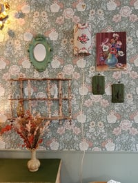 Image 4 of Applique murale cylindrique mémoire fleurie 