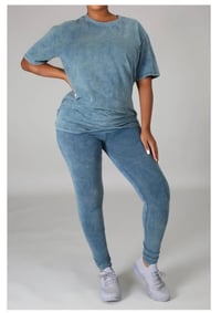 Image 2 of Washed Set 