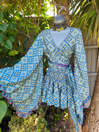 Image 9 of Stevie co ord set -BLUE and TURQUOISE 