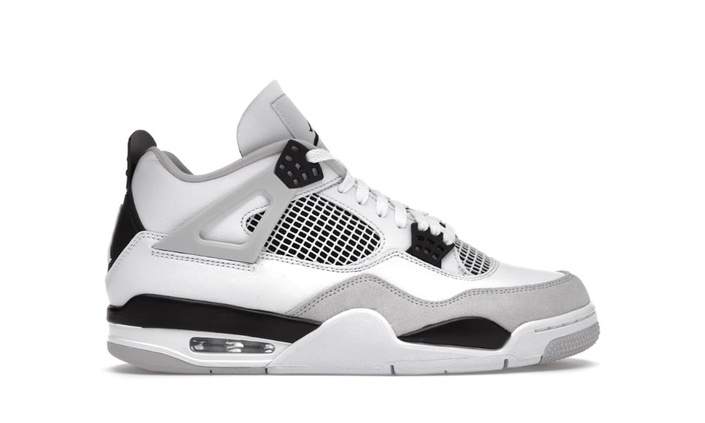 Image of Jordan 4 "Military Black"