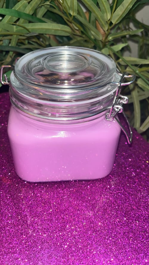 Image of Newly Close lid. “Queen Space” Candle  Soy wax. Natural.Organic🌱restocking soon‼️