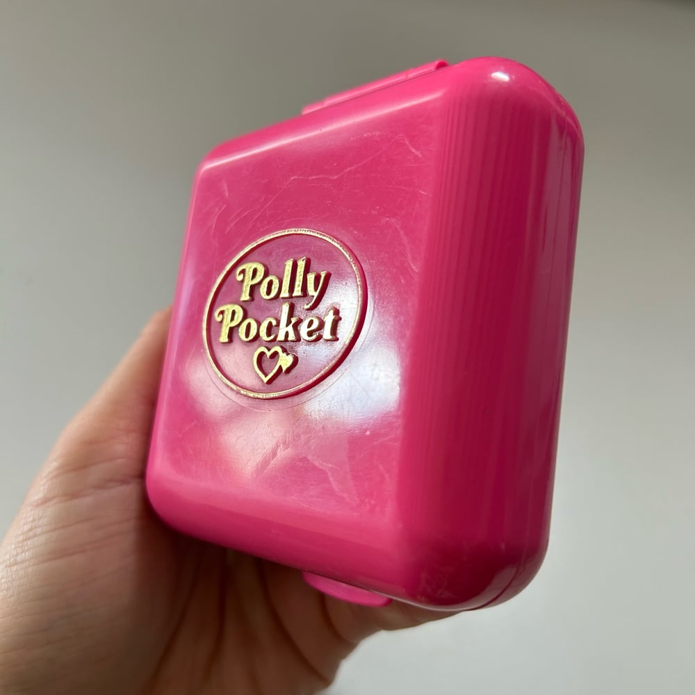 Image of POLLY POCKET : "PARTYTIME SURPRISE"