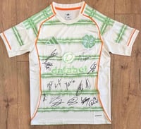Signed Celtic FC Squad  2025/26 Shirt .