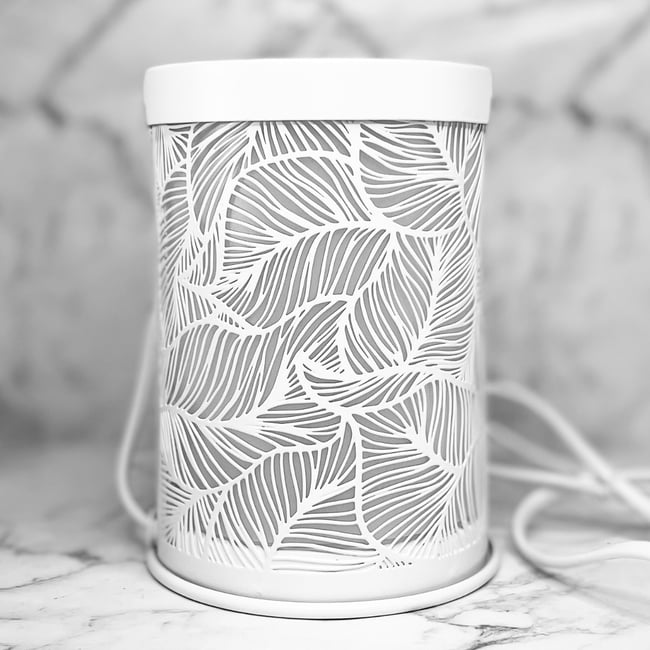 Electric Wax Melt Warmer - WHITE LEAVES  **4 FREE WAX MELTS**