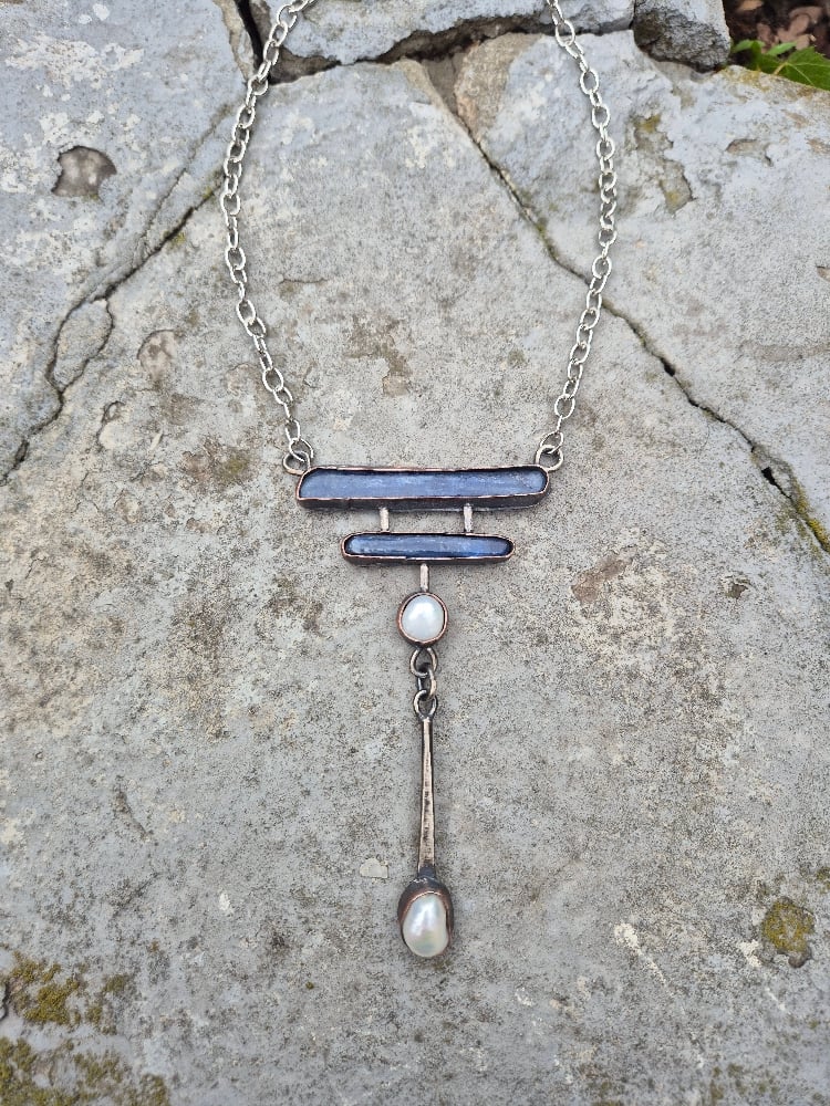 Kyanite and pearl necklace 