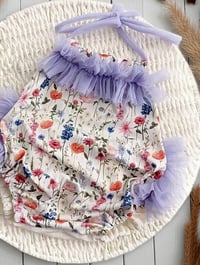 Image 2 of Photoshoot body | Marella romper | age 9-12 months | lila flowers