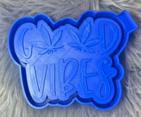 Image 3 of 420 Molds 