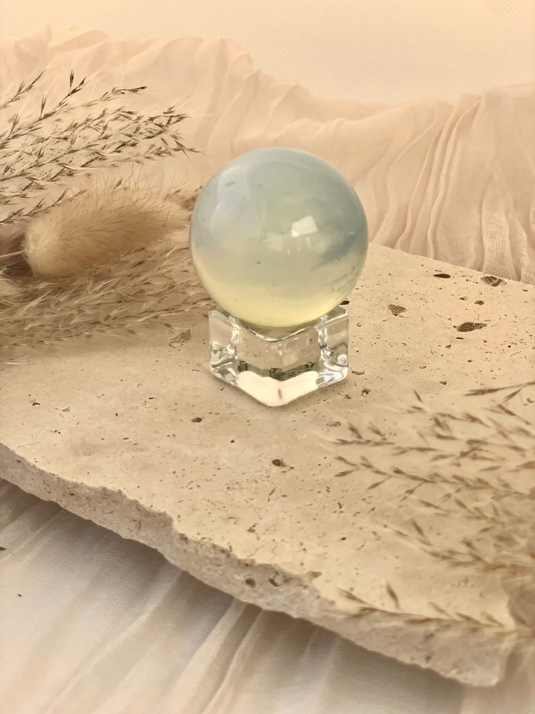 Image of Opalite spheres sml