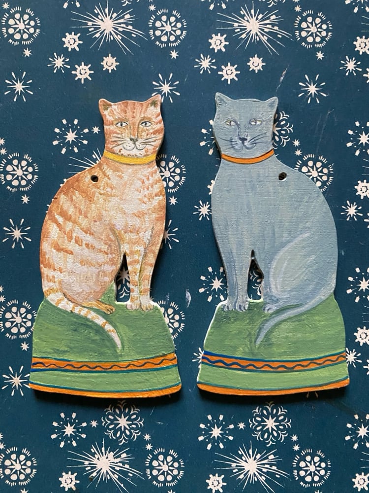 Image of Peggy decoration 