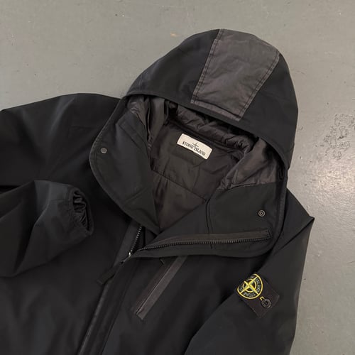Image of AW 2016 Stone Island Primaloft Soft Shell-R Asymmetrical jacket, size medium