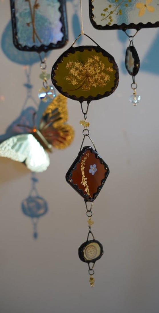 three tier pressed flower drop