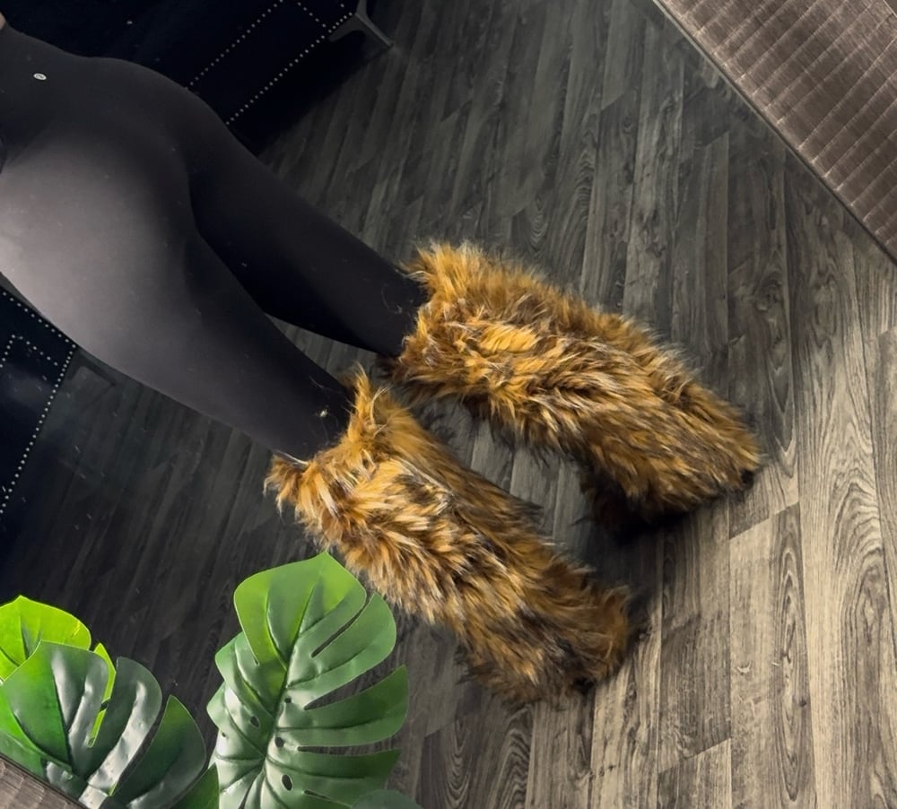 “Fly Girl Winter” Knee High Fur Boots