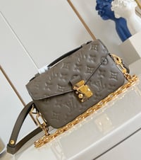 Image 1 of LV East West Metís