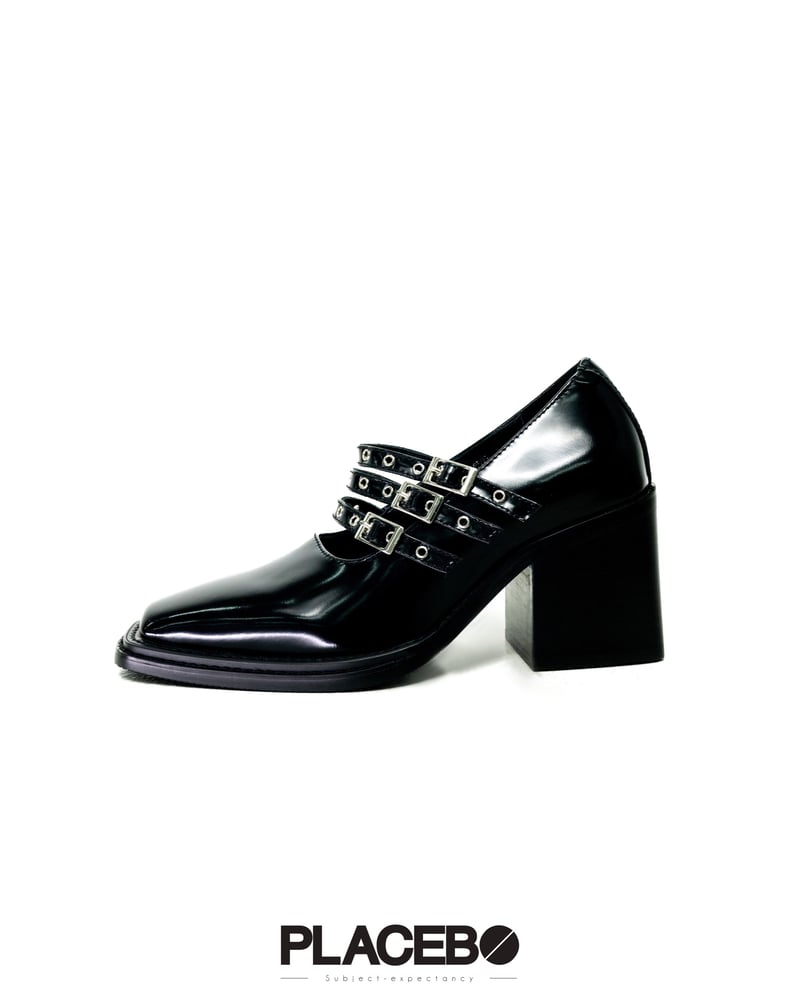 SQUARE TOE BUCKEL HEELS
