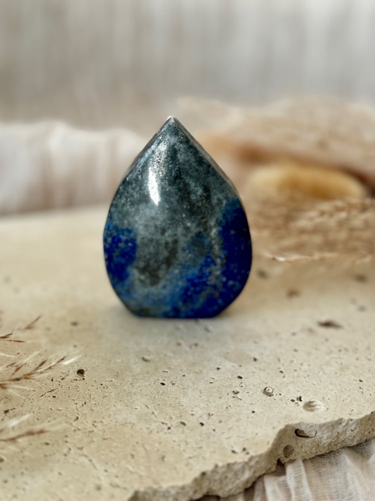 Image of Lapis Lazuli Teardrop