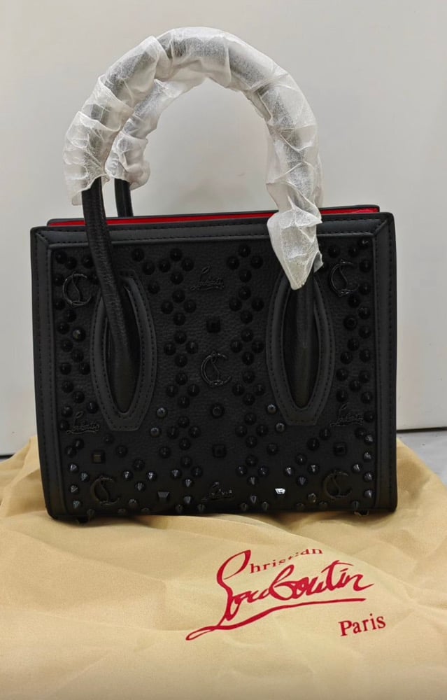 CL black bag Image 3