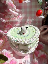 Image 1 of Pocha fake cake jewelry box 🐶