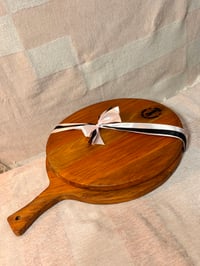 Image 2 of Rimu Pizza Board Set