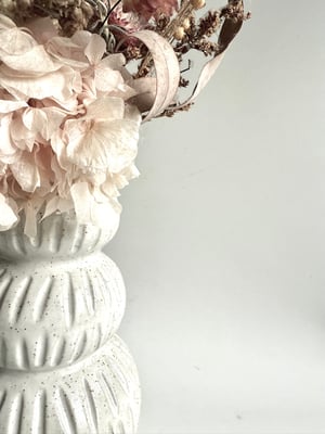 Image of Belly vase 1 
