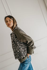 Image 6 of Gilet sans manches LEONY 