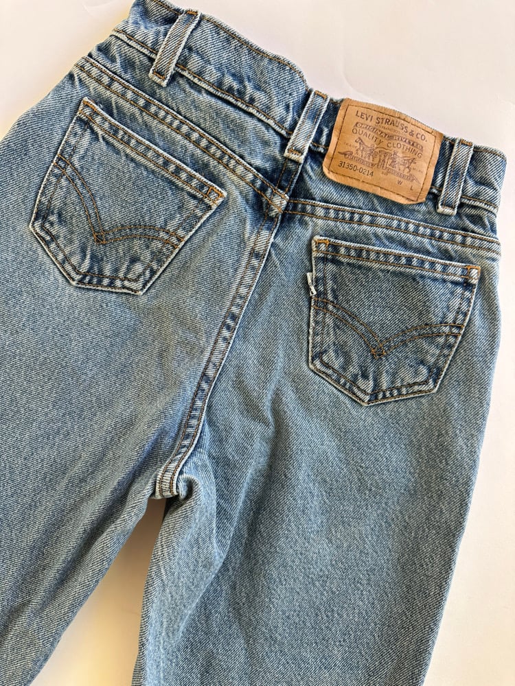Image of Vintage Levi's 550 Size 8 regular