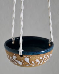 Image 3 of 'Cielo y Arena' Hanging Bowl