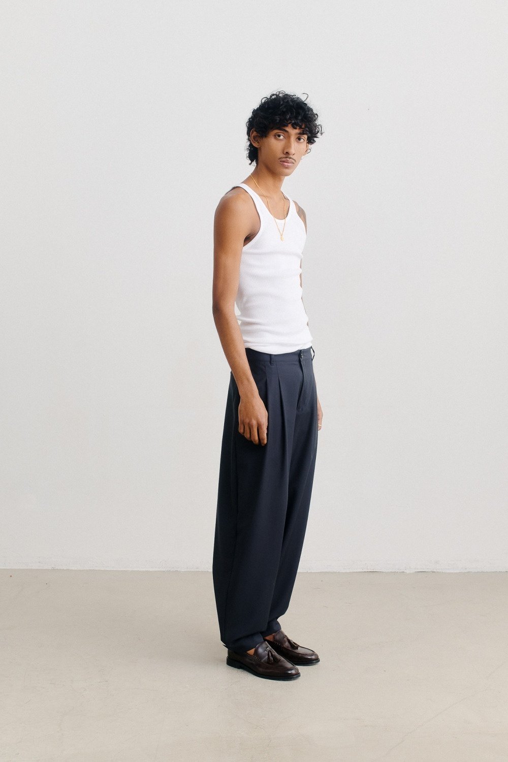 Image of A KIND OF GUISE FLEXIBLE WIDE TROUSERS