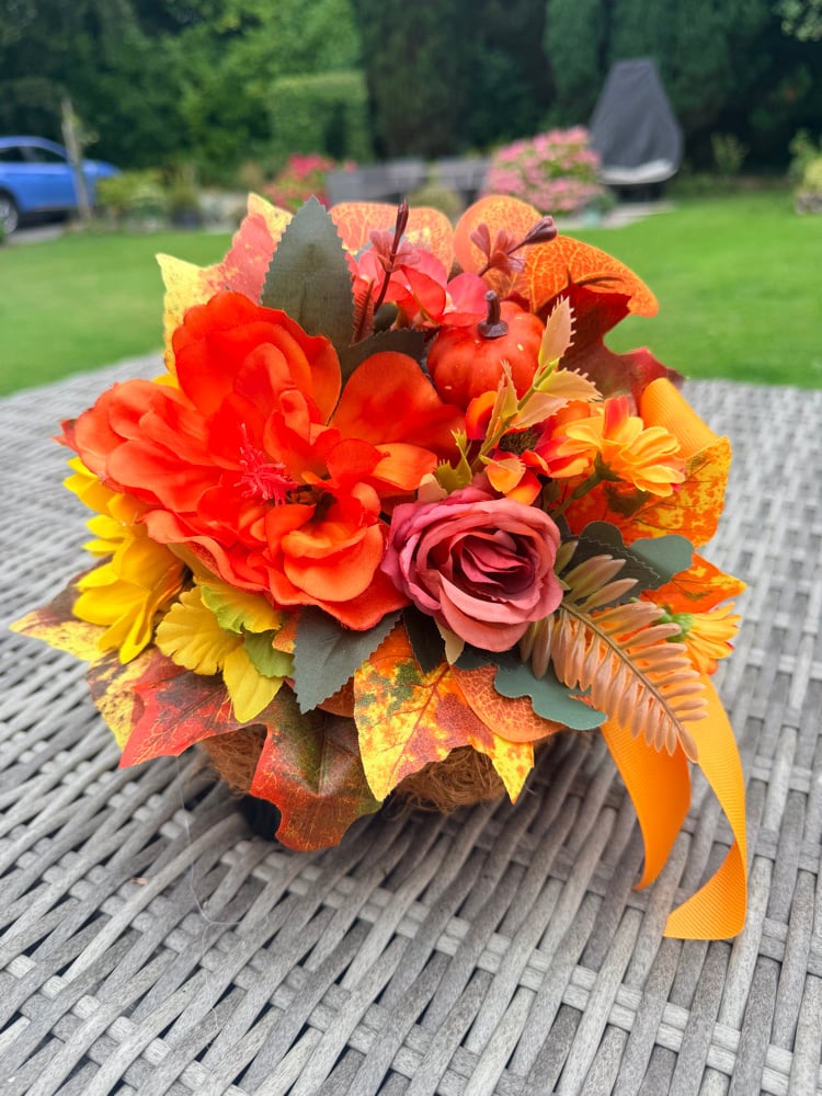 Image of Raffia Pumpkins 