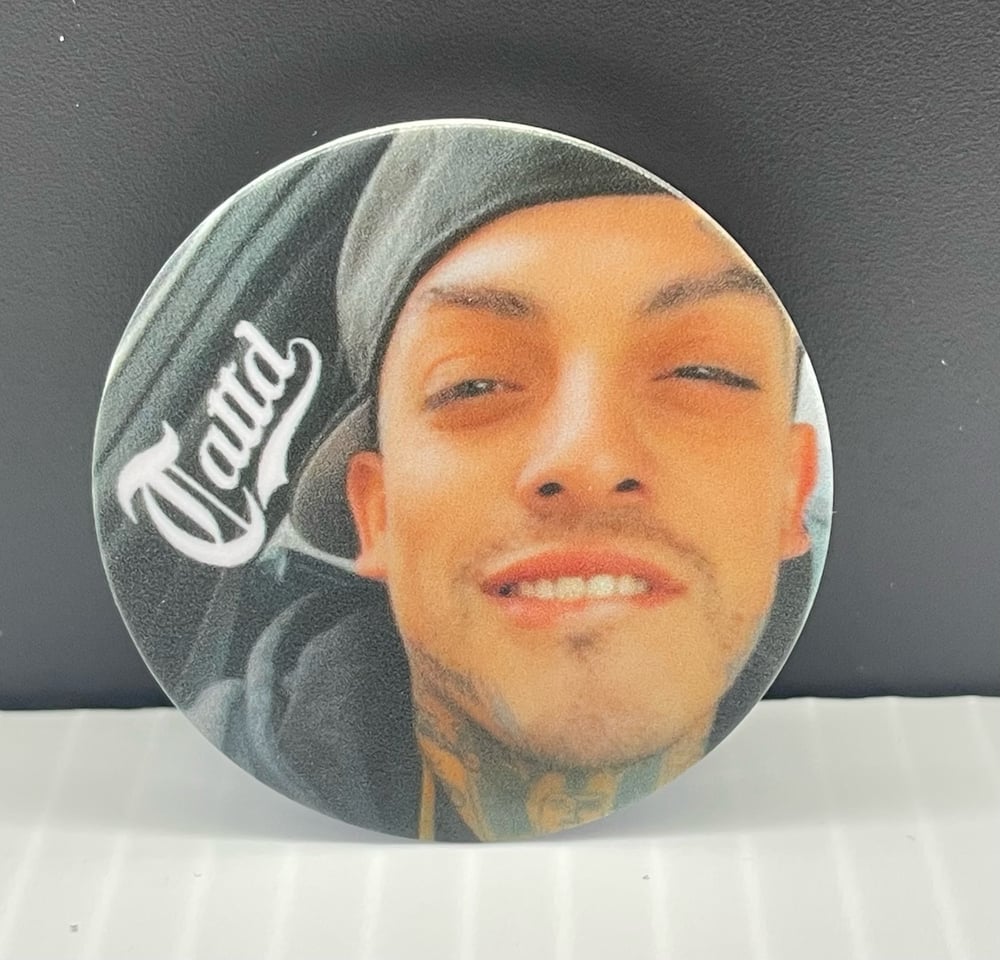 Tattd G portrait popsocket 