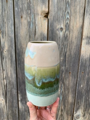 Vase 7