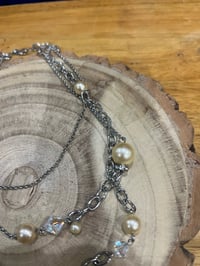 Image 2 of 3 layer pearl necklace 