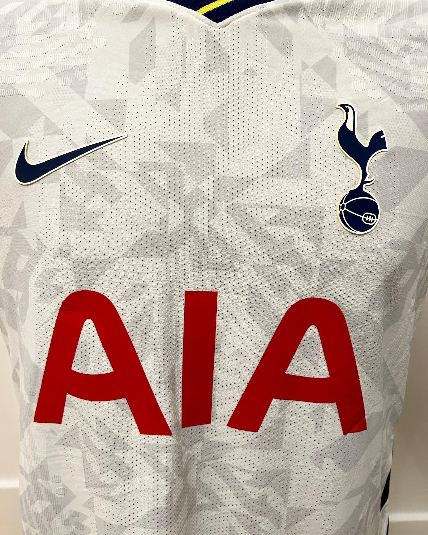 Image of Vaporknit Tottenham “BALE 9” 2020/21 Home Shirt + UEL patches (S)