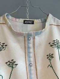 Image 2 of Molly embroidery jacket (large)