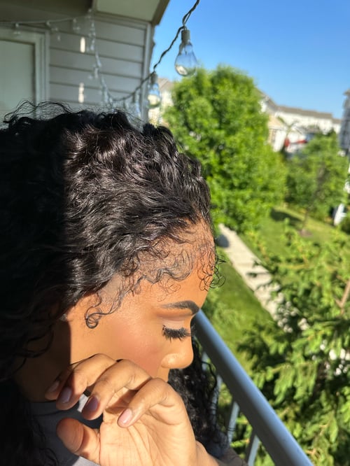Image of 18 inch DEEP WAVE 13x6 LACE FRONT WIG with LOOSE CURLY EDGES 