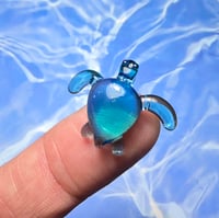 Image 2 of MINIATURE SEA TURTLE PENDANT 1