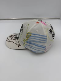 Image 4 of 1of1 DRAWING UPCYCLED HUGGING LOGO HAT S/S ‘26  