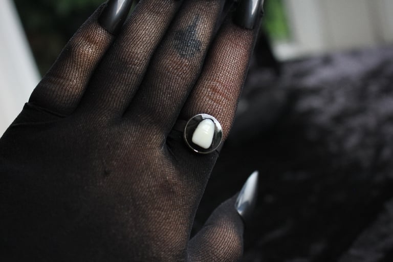 Dead Good single tooth ring Image 2