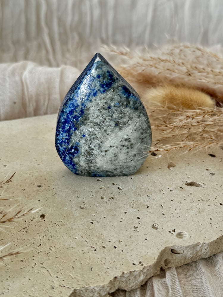 Image of Lapis Lazuli Teardrop
