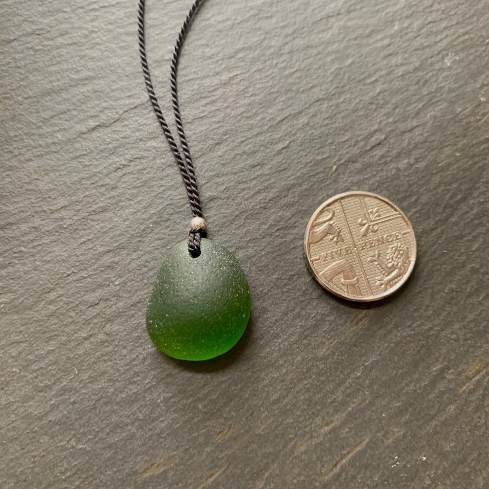 Image of Green round sea glass necklace
