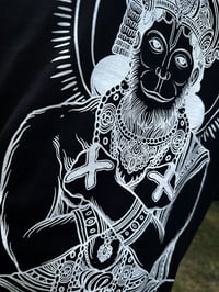 Image 4 of SPIRITUAL SXE SRI HANUMAN /Shirt (Black/White)