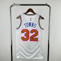Image 2 of New York Knicks Away