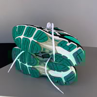 Image 5 of size: us10W uk8 eu42 cm27