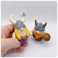 Image 4 of Astrid & Axel Viking pair 7-8 cm