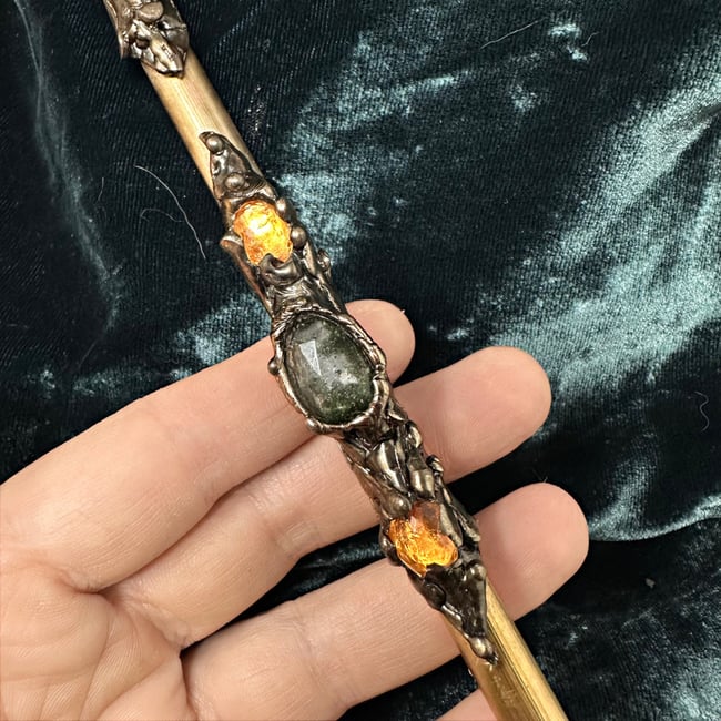 Metal Henge Witch Wands: Mossgold Double Conductor 