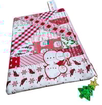 Image 2 of Holiday Pouch 02