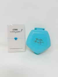 Image 1 of Ensemble bracelet et Polly Pocket boite crèche bleue