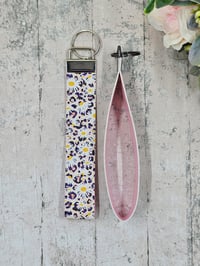 Image 6 of Daisy Leopard Wristlet Keyring