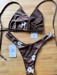 Image 2 of RTS Puakenikeni Miter Set— XL